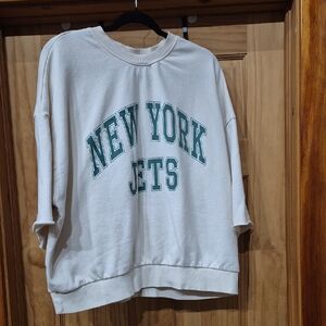 H&M Cream Sweatshirt with Green "New York Jets" Graphic